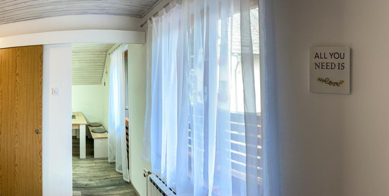Апартаменти Apartma Petra Ravnik - Wanderer'S Hut Бохінь Екстер'єр фото