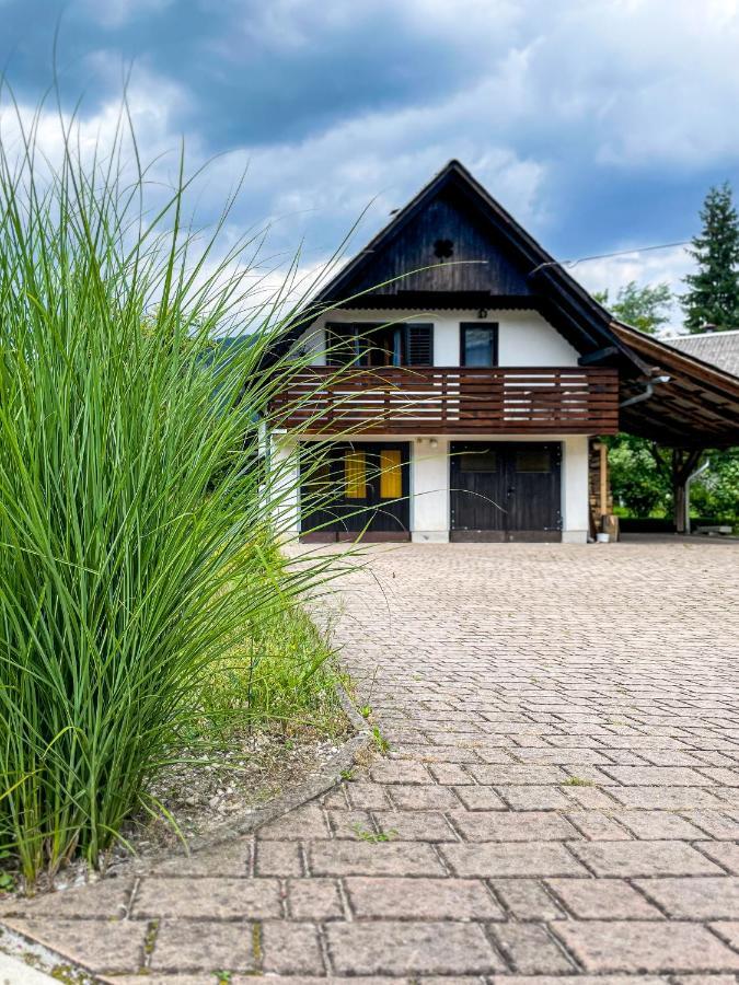 Апартаменти Apartma Petra Ravnik - Wanderer'S Hut Бохінь Екстер'єр фото